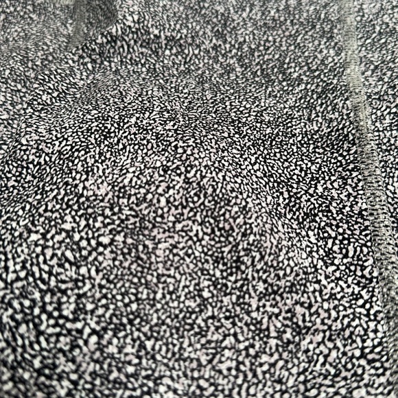 Women’s Lululemon leggings - Picture 5 of 8